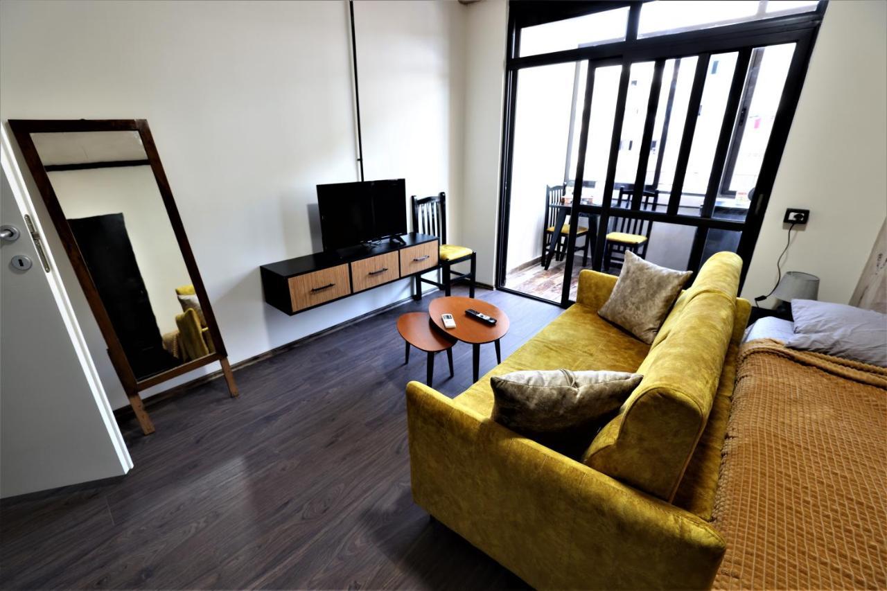 דירות Stylish Studio In The Heart Of Tirana #3 מראה חיצוני תמונה