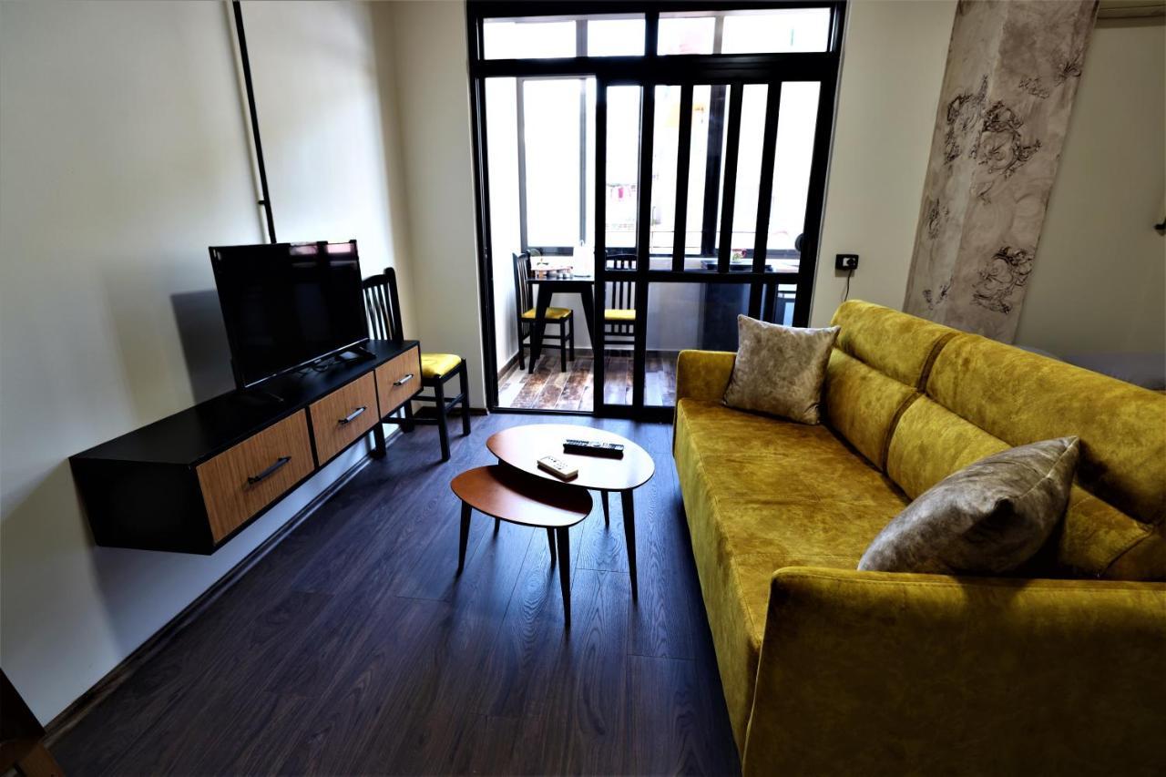 דירות Stylish Studio In The Heart Of Tirana #3 מראה חיצוני תמונה